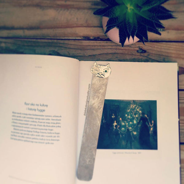 ZAKŁADKA DO KSIĄŻKI Z RYSUNKU DZIECKA - KOT Z DIOPSYDEM W OKU