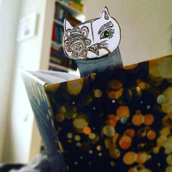 ZAKŁADKA DO KSIĄŻKI Z RYSUNKU DZIECKA - KOT Z DIOPSYDEM W OKU